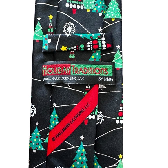 ADORABLE HOLIDAY TRADITIONS BY MMG BRAND BLACK CHRISTMAS TIE - Picture 3 of 7